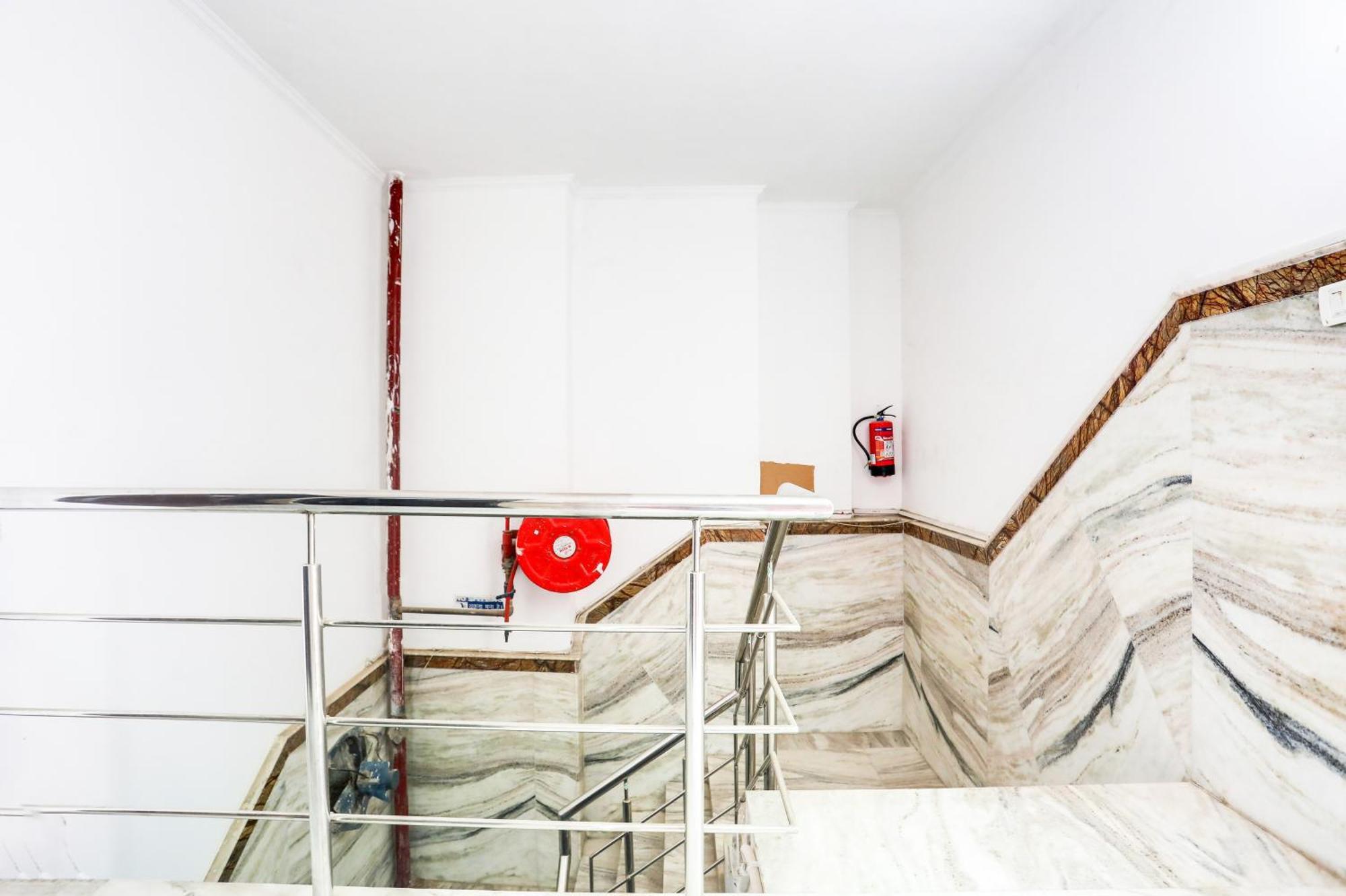 Hotel O Anchal Dx New Delhi Extérieur photo